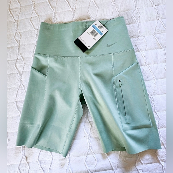 Women’s Nike Go Firm Support High Rise 8” Length Biker Shorts w Pockets Size M - Picture 3 of 5